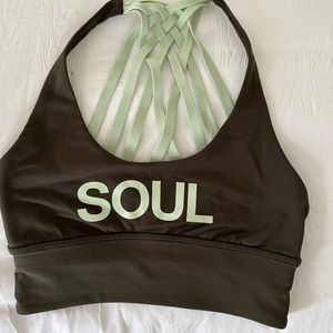 Lululemon sports bra size 2